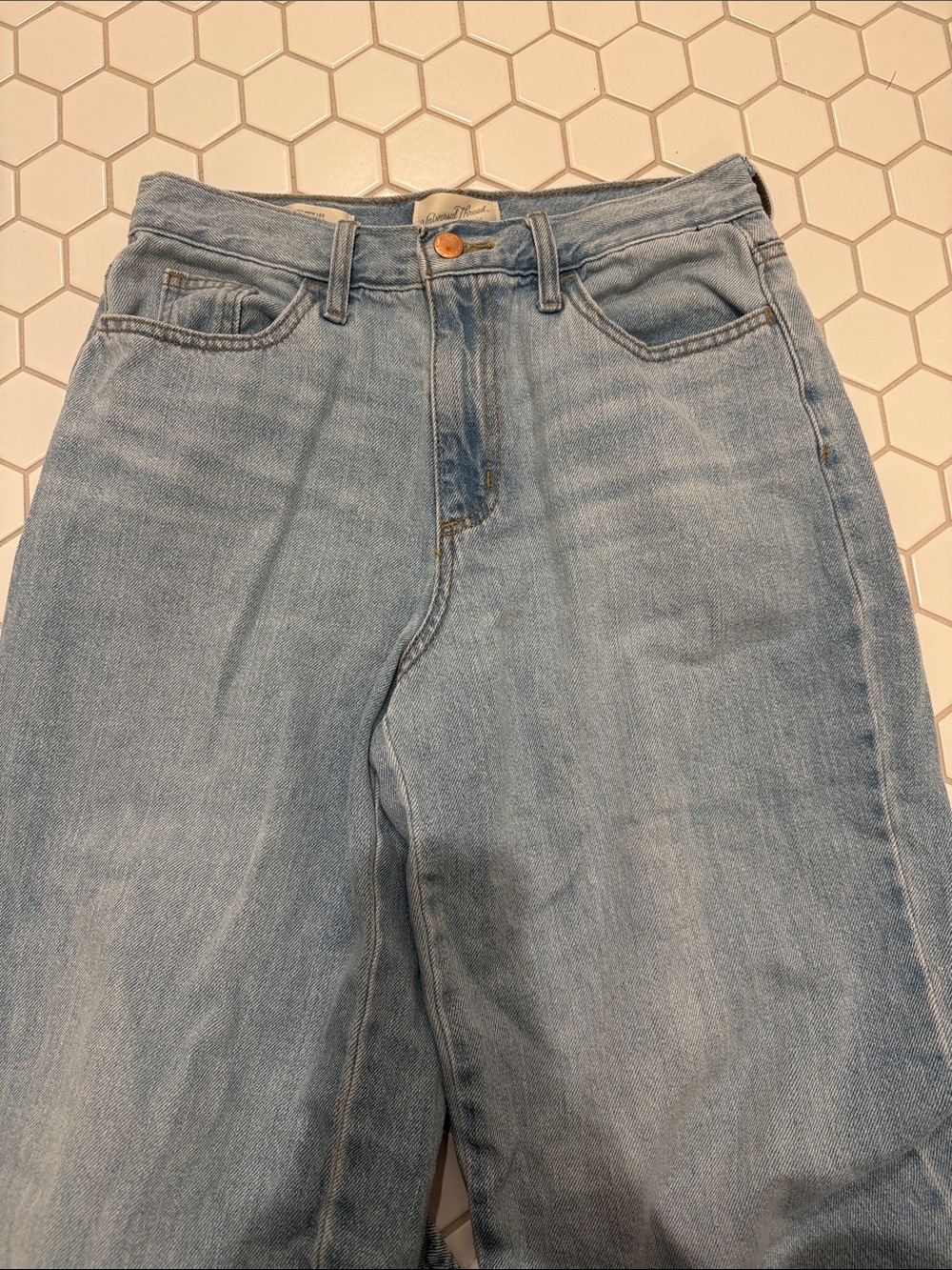 Universal Thread Light Blue High-Rise Jeans